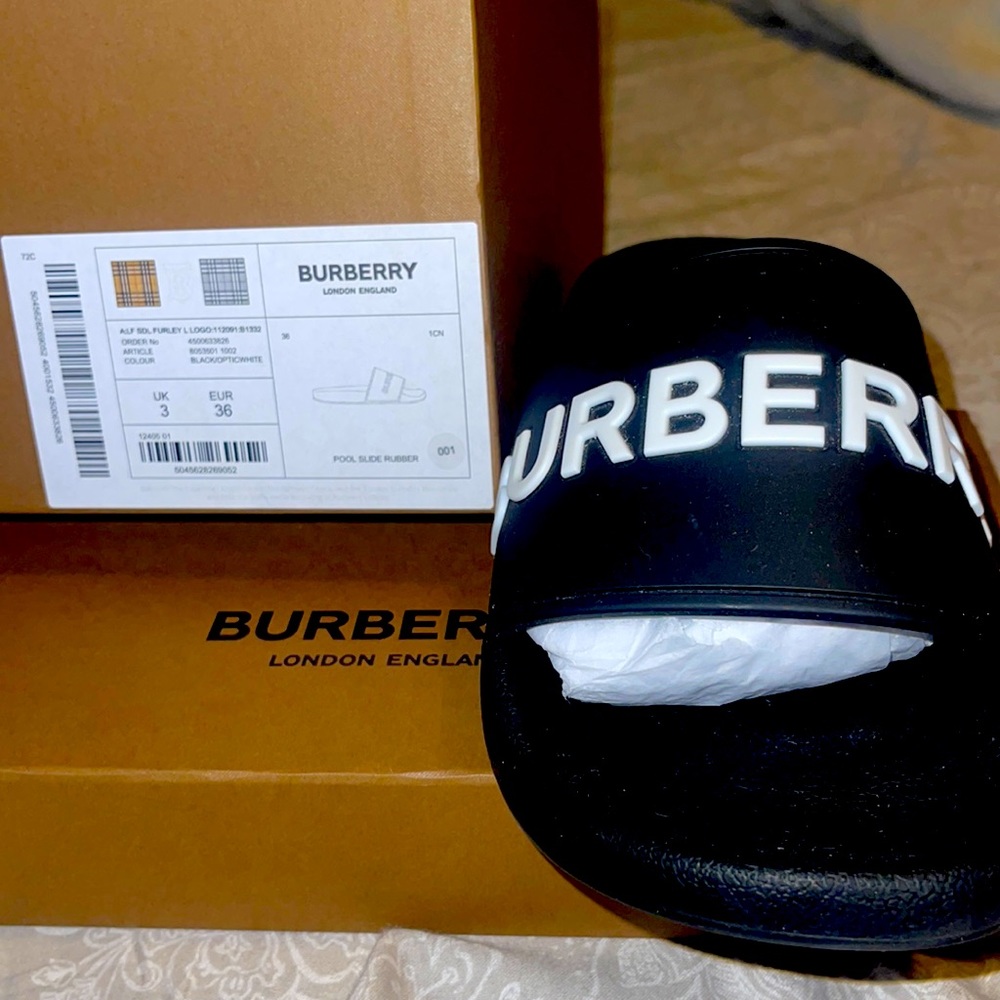 UK 3 Burberry Slides for women